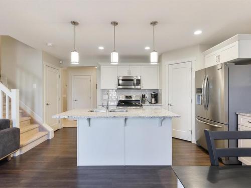 6839 Evans Wynd, Edmonton, AB - Indoor Photo Showing Kitchen With Upgraded Kitchen