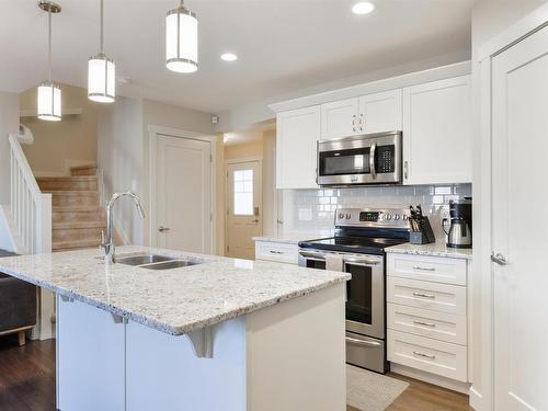 6839 Evans Wynd, Edmonton, AB - Indoor Photo Showing Kitchen With Double Sink With Upgraded Kitchen