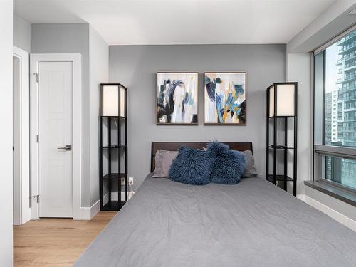 1404 11969 Jasper Avenue, Edmonton, AB - Indoor Photo Showing Bedroom