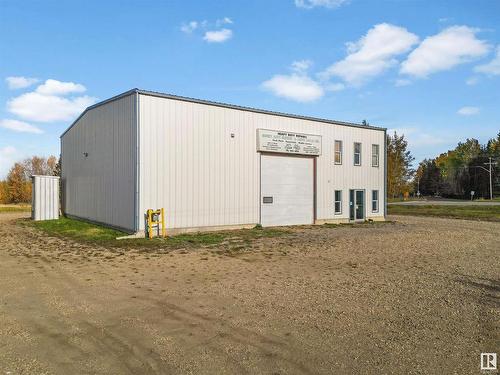 5702 50A Street, Drayton Valley, AB 