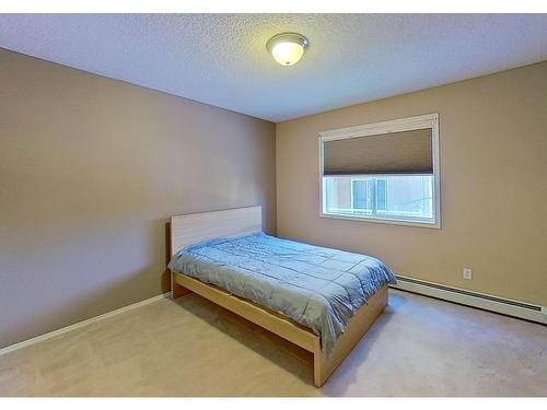 215 17459 98A Avenue, Edmonton, AB - Indoor Photo Showing Bedroom