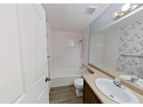 215 17459 98A Avenue, Edmonton, AB - Indoor Photo Showing Bathroom