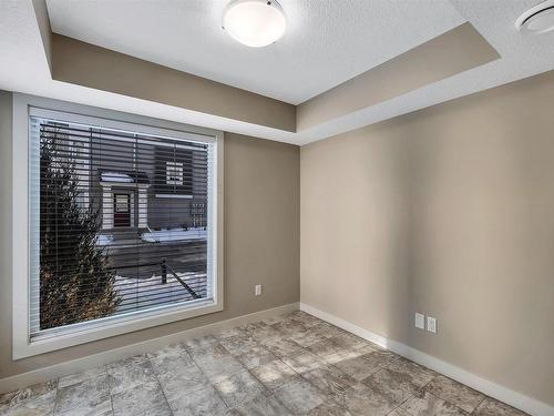 71 1391 Starling Drive, Edmonton, AB - Indoor Photo Showing Other Room