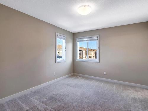 71 1391 Starling Drive, Edmonton, AB - Indoor Photo Showing Other Room