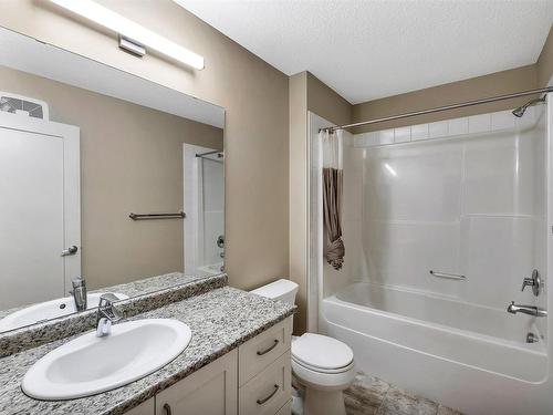 71 1391 Starling Drive, Edmonton, AB - Indoor Photo Showing Bathroom