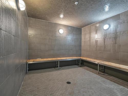 333 160 Magrath Road, Edmonton, AB - Indoor Photo Showing Bathroom