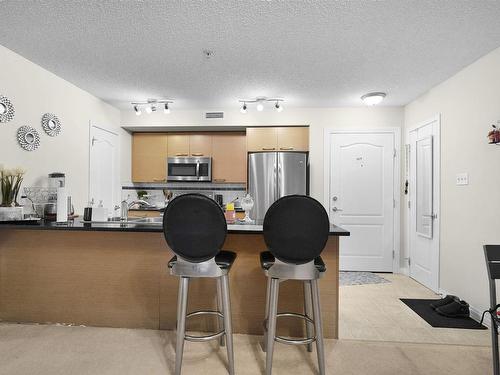 2107 7343 South Terwillegar Drive Nw, Edmonton, AB - Indoor Photo Showing Kitchen