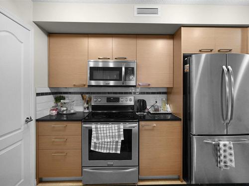 2107 7343 South Terwillegar Drive Nw, Edmonton, AB - Indoor Photo Showing Kitchen