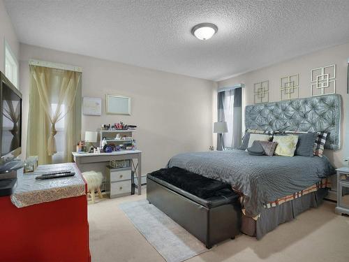 2107 7343 South Terwillegar Drive Nw, Edmonton, AB - Indoor Photo Showing Bedroom