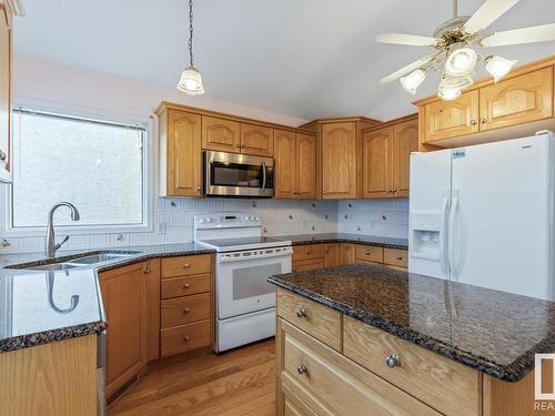 7224 156 Avenue, Edmonton, AB - Indoor Photo Showing Kitchen With Double Sink