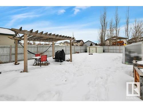 13734 37 Street Nw, Edmonton, AB - Outdoor