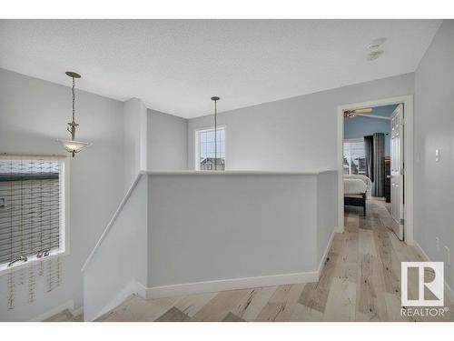 13734 37 Street Nw, Edmonton, AB - Indoor Photo Showing Other Room