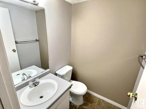 2216 38 Street, Edmonton, AB - Indoor Photo Showing Bathroom