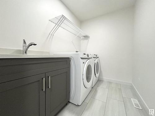 19620 29 Avenue Nw, Edmonton, AB - Indoor Photo Showing Laundry Room