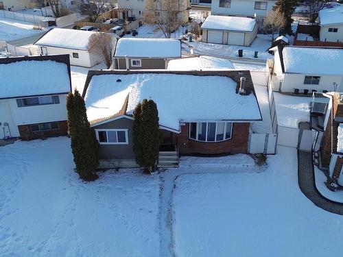 1139 Lakewood Road North, Edmonton, AB - Outdoor