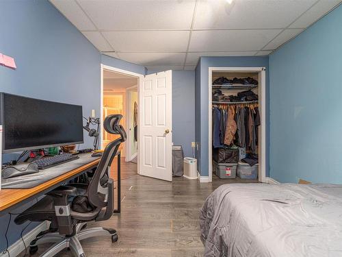 9114 164 Avenue, Edmonton, AB - Indoor Photo Showing Bedroom