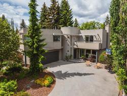 8608 137 Street  Edmonton, AB T5R 0C6