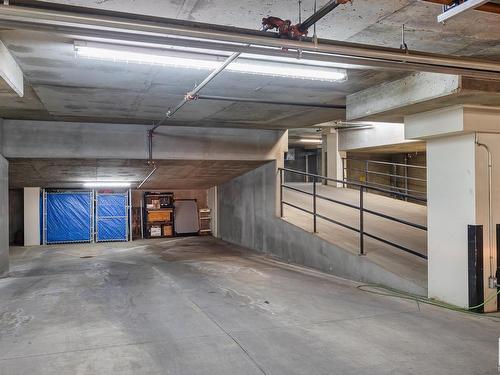 803 9707 106 Street, Edmonton, AB - Indoor Photo Showing Garage