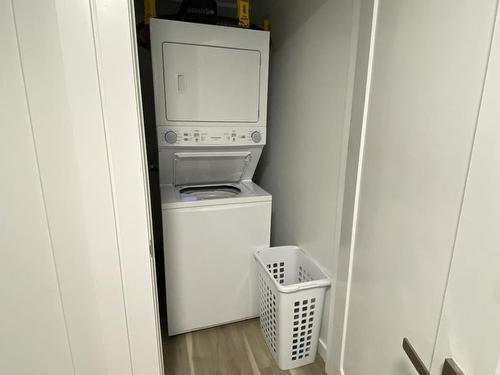 11912 140 Avenue, Edmonton, AB - Indoor Photo Showing Laundry Room