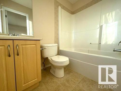 5812 166 Avenue, Edmonton, AB - Indoor Photo Showing Bathroom