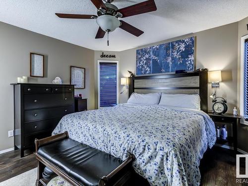 5204 138A Avenue, Edmonton, AB - Indoor Photo Showing Bedroom