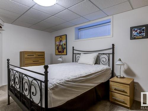 5204 138A Avenue, Edmonton, AB - Indoor Photo Showing Bedroom