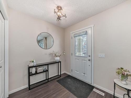 2900 Maple Way, Edmonton, AB - Indoor Photo Showing Other Room