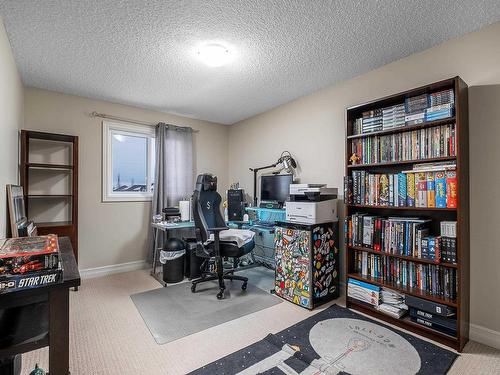 11924 167B Avenue, Edmonton, AB - Indoor Photo Showing Office