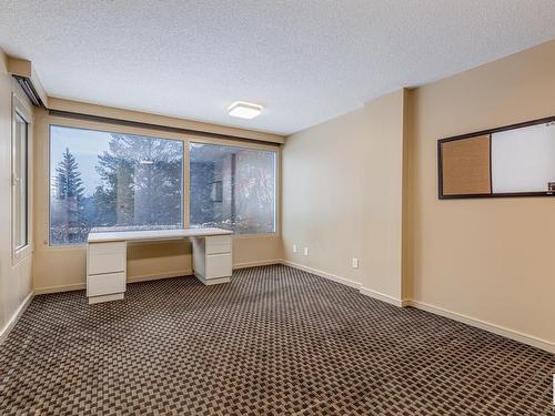 4 Whitemud Place, Edmonton, AB - Indoor Photo Showing Other Room