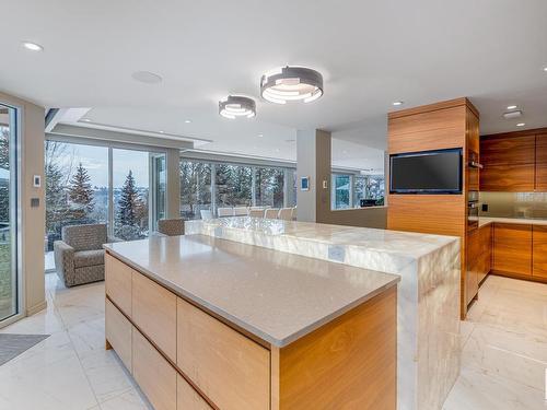 4 Whitemud Place, Edmonton, AB - Indoor Photo Showing Kitchen