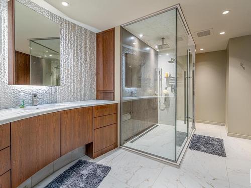 4 Whitemud Place, Edmonton, AB - Indoor Photo Showing Bathroom