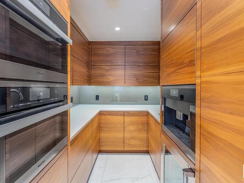 4 Whitemud Place, Edmonton, AB - Indoor Photo Showing Kitchen