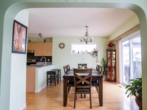 405 85 Street, Edmonton, AB - Indoor Photo Showing Dining Room