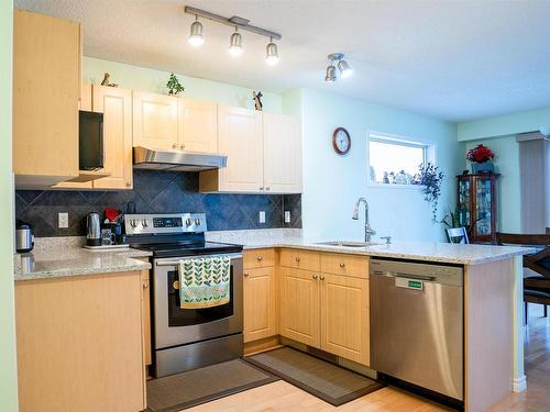 405 85 Street, Edmonton, AB - Indoor Photo Showing Kitchen