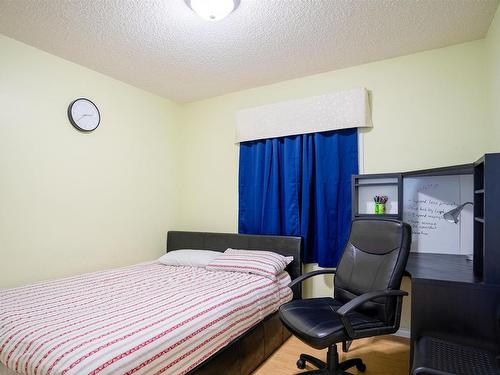 405 85 Street, Edmonton, AB - Indoor Photo Showing Bedroom