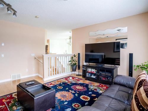 405 85 Street, Edmonton, AB - Indoor