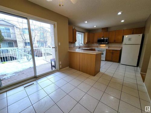 17632 96 Avenue, Edmonton, AB - Indoor Photo Showing Kitchen