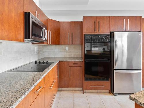 511 10728 82 Avenue, Edmonton, AB - Indoor Photo Showing Kitchen