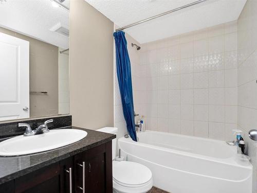 204 3315 James Mowatt Trail, Edmonton, AB - Indoor Photo Showing Bathroom