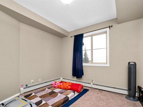 204 3315 James Mowatt Trail, Edmonton, AB - Indoor Photo Showing Bedroom