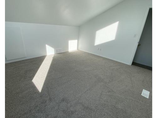 12208 41 Street, Edmonton, AB - Indoor Photo Showing Other Room