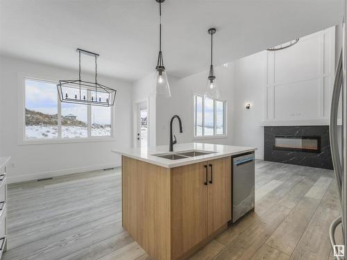 125 Wyatt Ridge, Fort Saskatchewan, AB - Indoor Photo Showing Kitchen With Double Sink