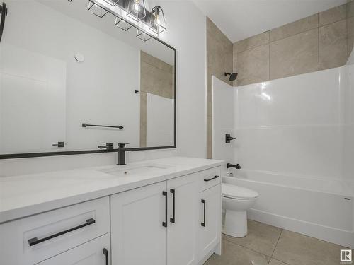 125 Wyatt Ridge, Fort Saskatchewan, AB - Indoor Photo Showing Bathroom