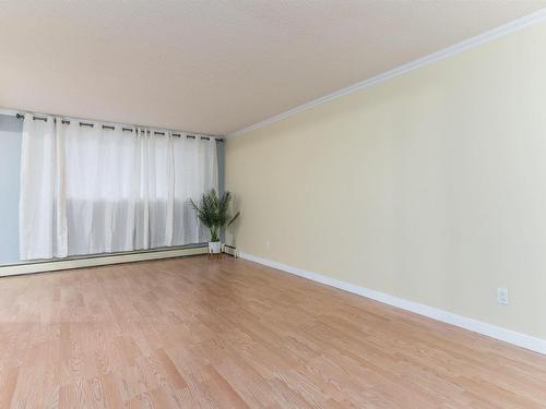 102 9925 83 Avenue, Edmonton, AB - Indoor Photo Showing Other Room