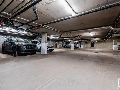 106 10933 82 Avenue, Edmonton, AB - Indoor Photo Showing Garage