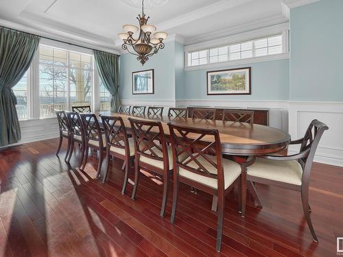 7808 Jasper Avenue, Edmonton, AB - Indoor Photo Showing Dining Room