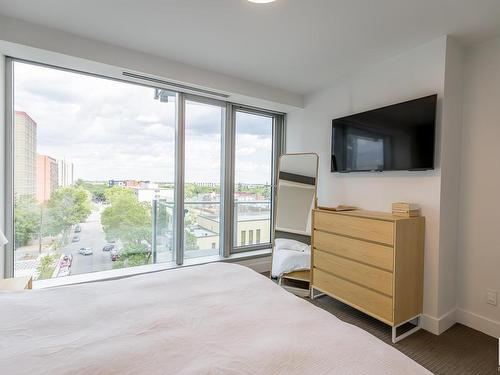 601 11969 Jasper Avenue, Edmonton, AB - Indoor Photo Showing Bedroom