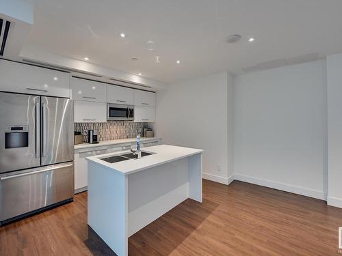 601 11969 Jasper Avenue, Edmonton, AB - Indoor Photo Showing Kitchen With Double Sink With Upgraded Kitchen