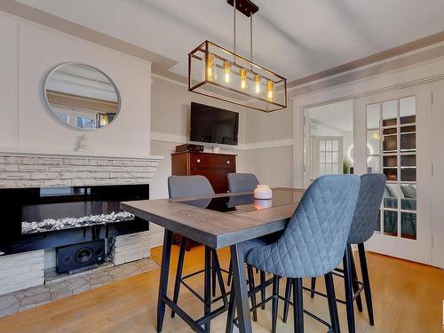 11509 88 Street, Edmonton, AB - Indoor Photo Showing Dining Room