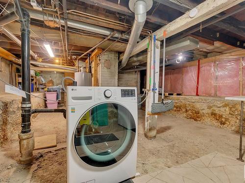 11509 88 Street, Edmonton, AB - Indoor Photo Showing Laundry Room